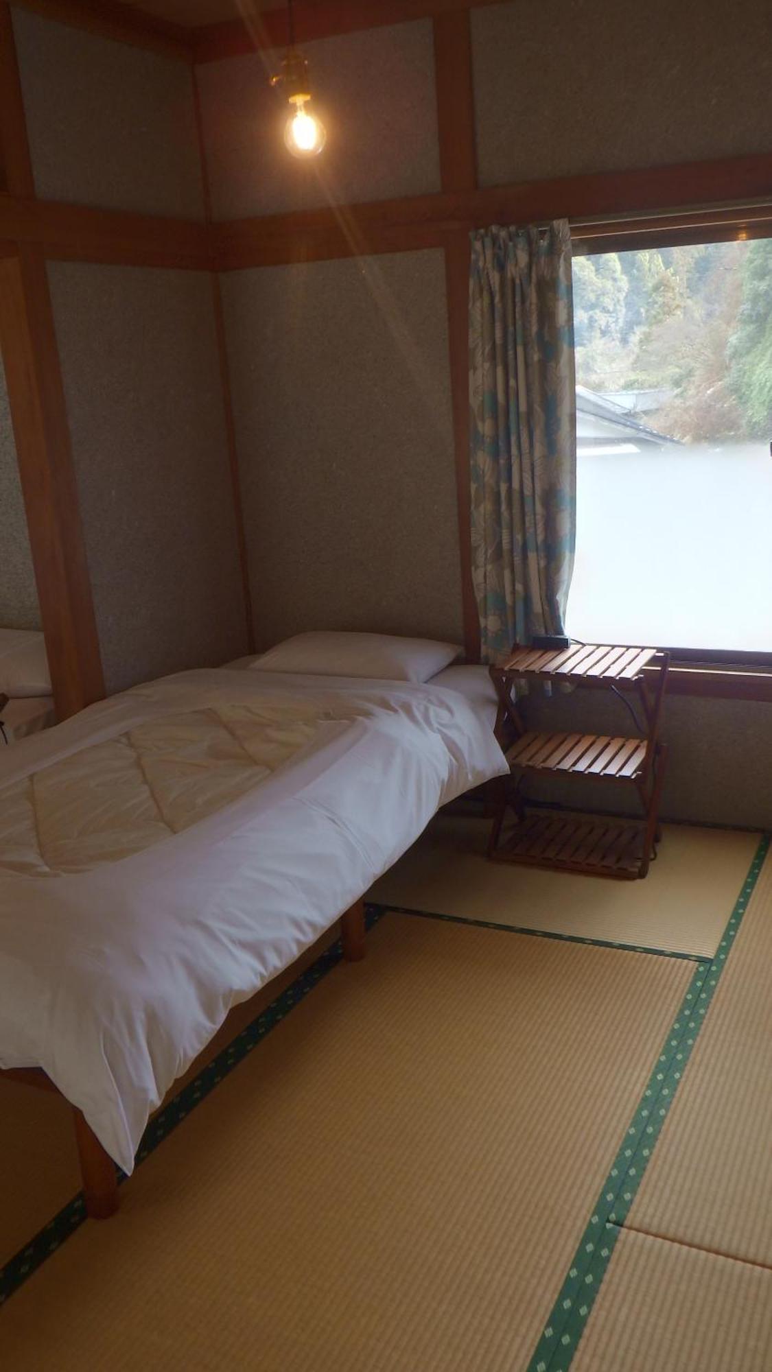 Cosmos Guesthouse Miyoshi  Zewnętrze zdjęcie